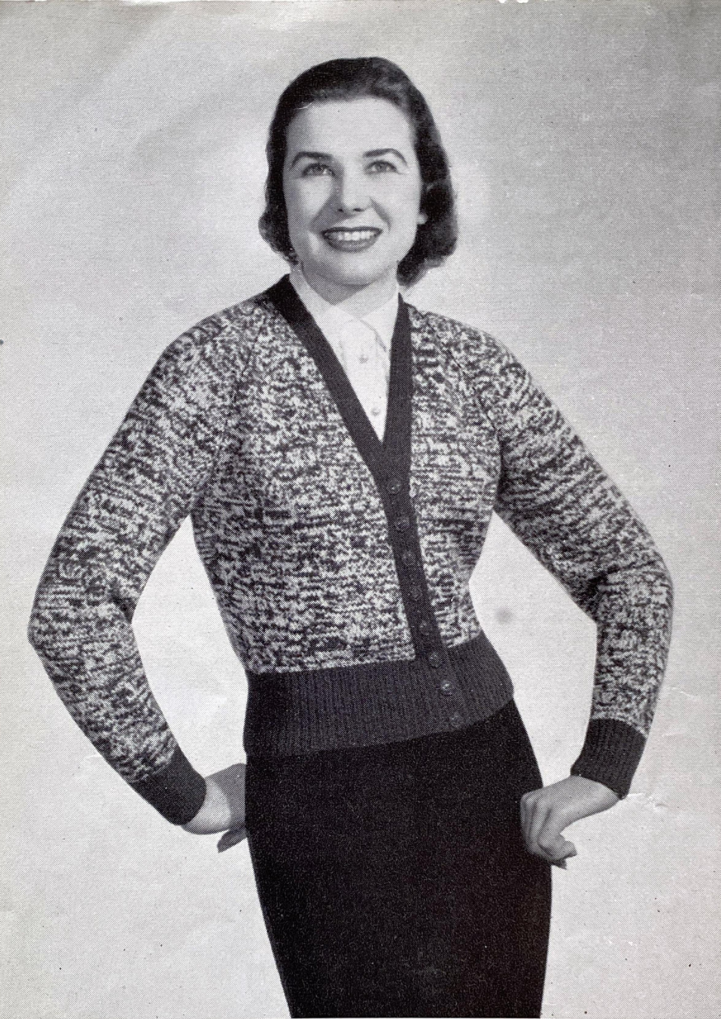 Leayne V-Neck Cardigan