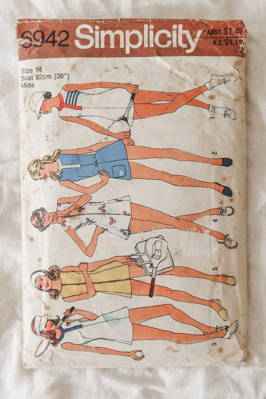 Simplicity 6942 1970s Sewing Pattern